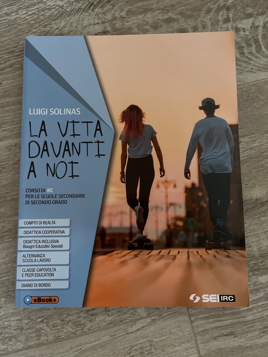 VITA DAVANTI A NOI (LA) - foto 1