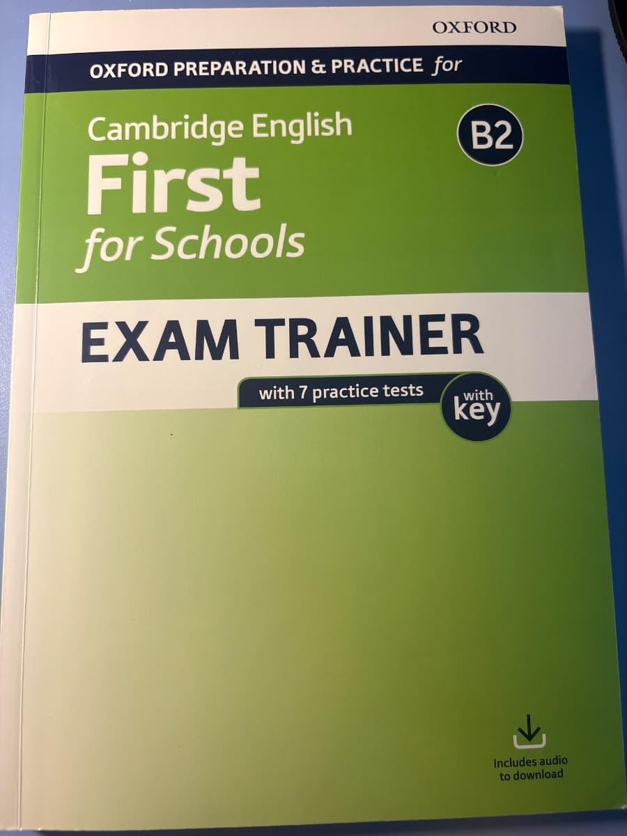 CAMBRIDGE ENGLISH FIRST FOR SCHOOLS EXAM TRAINER - foto 1