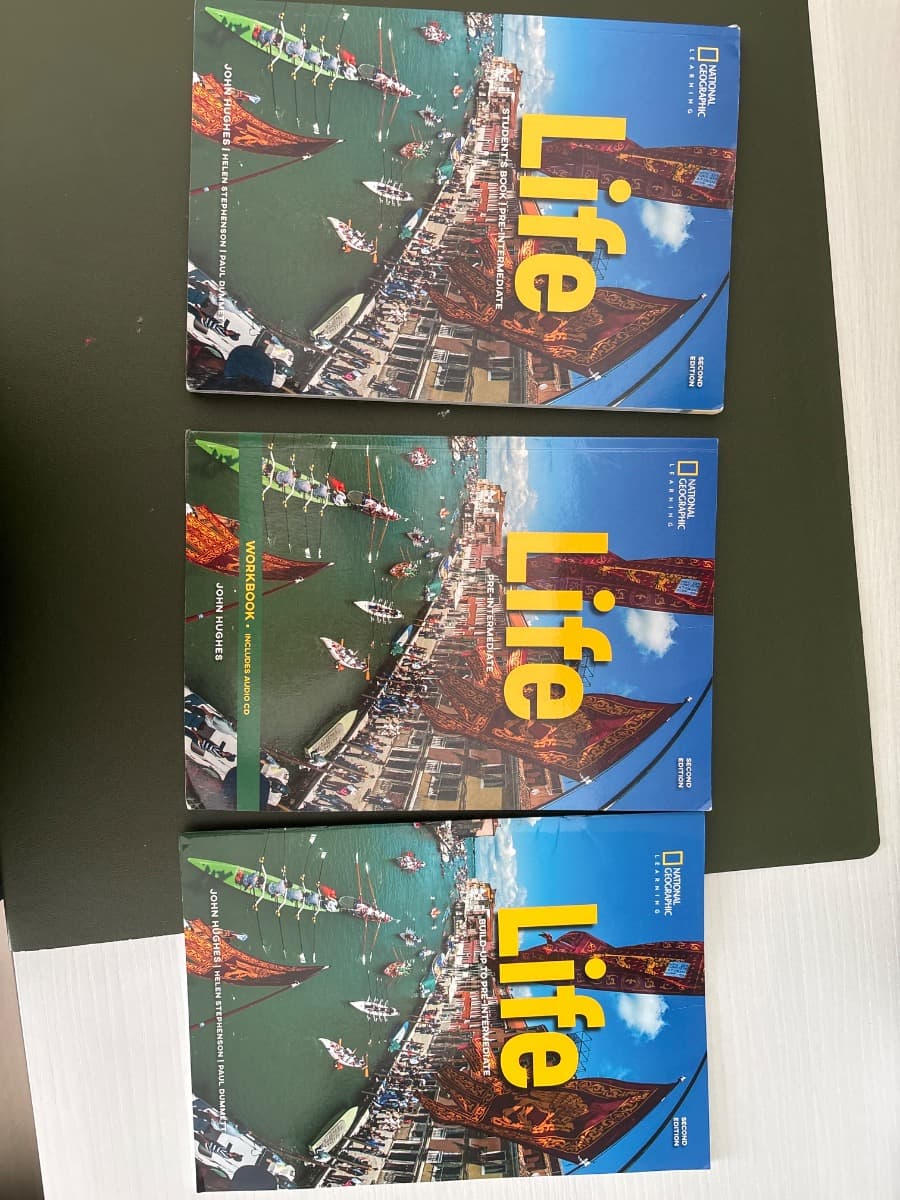 LIFE PRE-INTERMEDIATE STUDENT'S BOOK + APP - foto 1